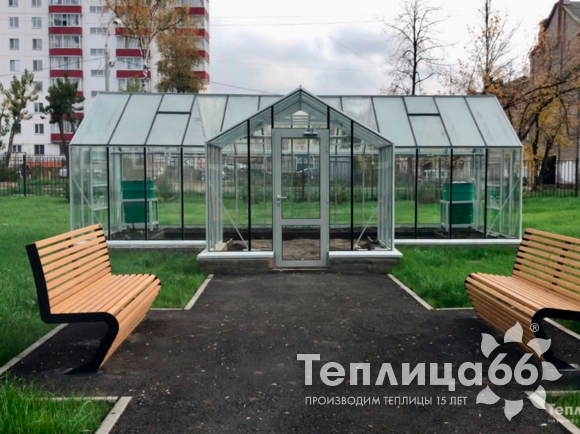 Теплица botanik T с большим тамбуром, под стекло (24 м²)